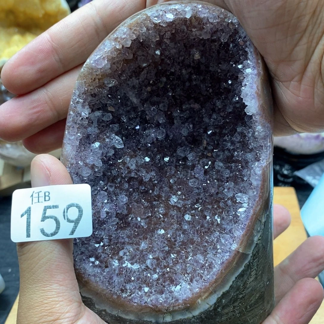 未镶嵌水晶大型摆件（非配饰）