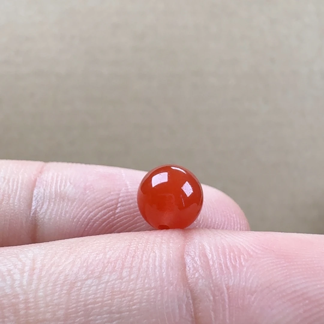 南红玛瑙未镶嵌圆珠7.0