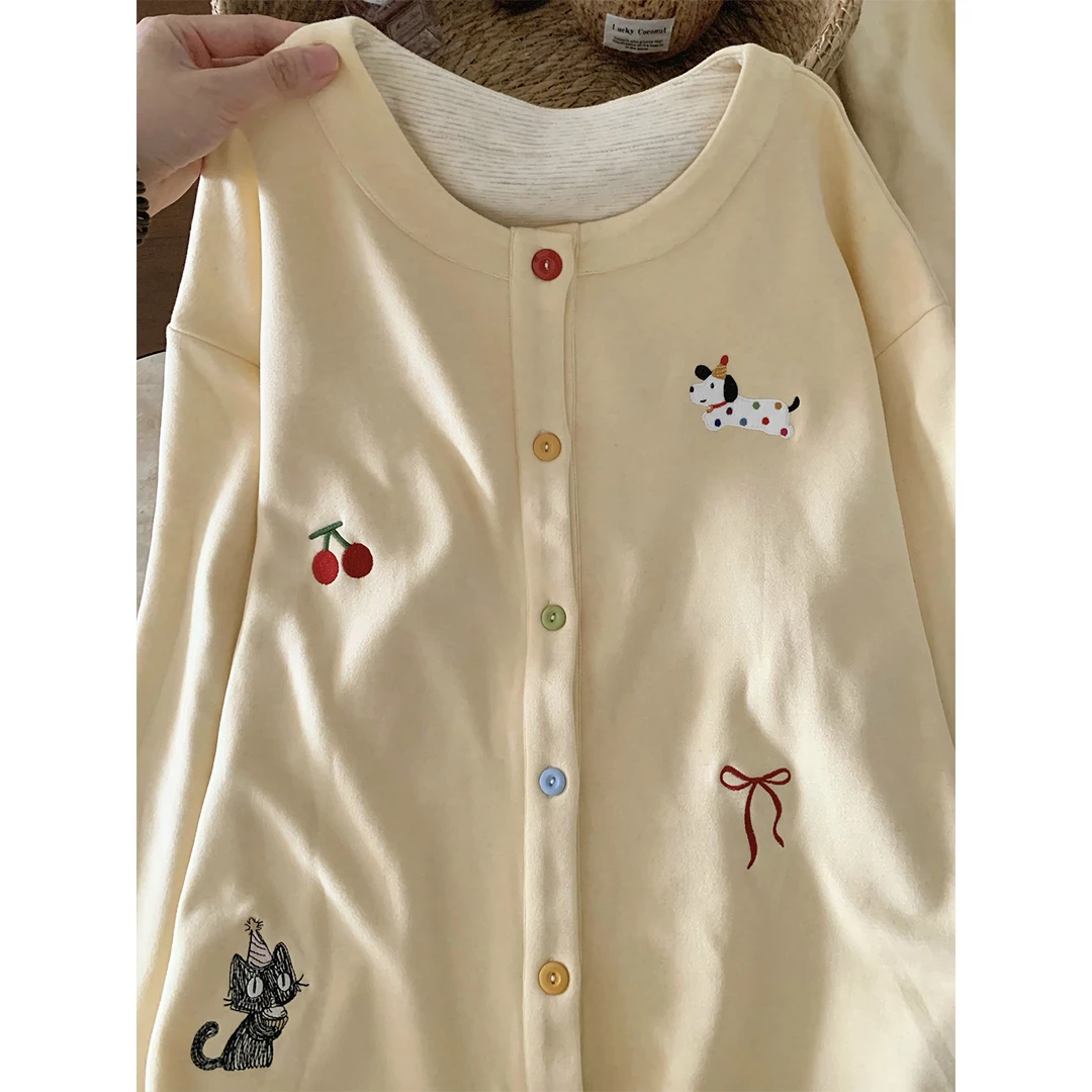 睡衣女秋冬季长袖保暖自发热蚕丝羊绒小狗蝴蝶结刺绣可爱风家居服