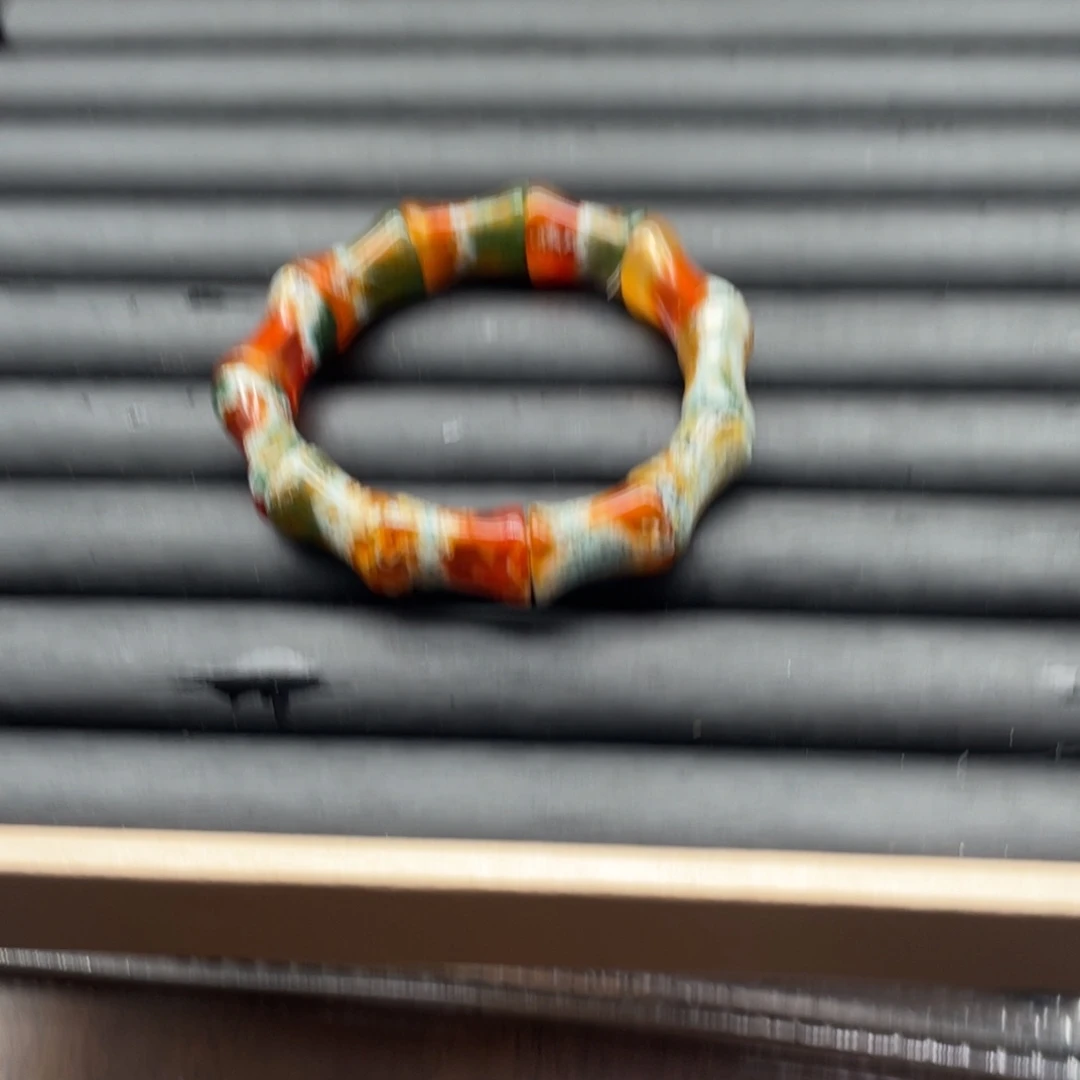 烟***濛未镶嵌颈饰玛瑙/玉髓