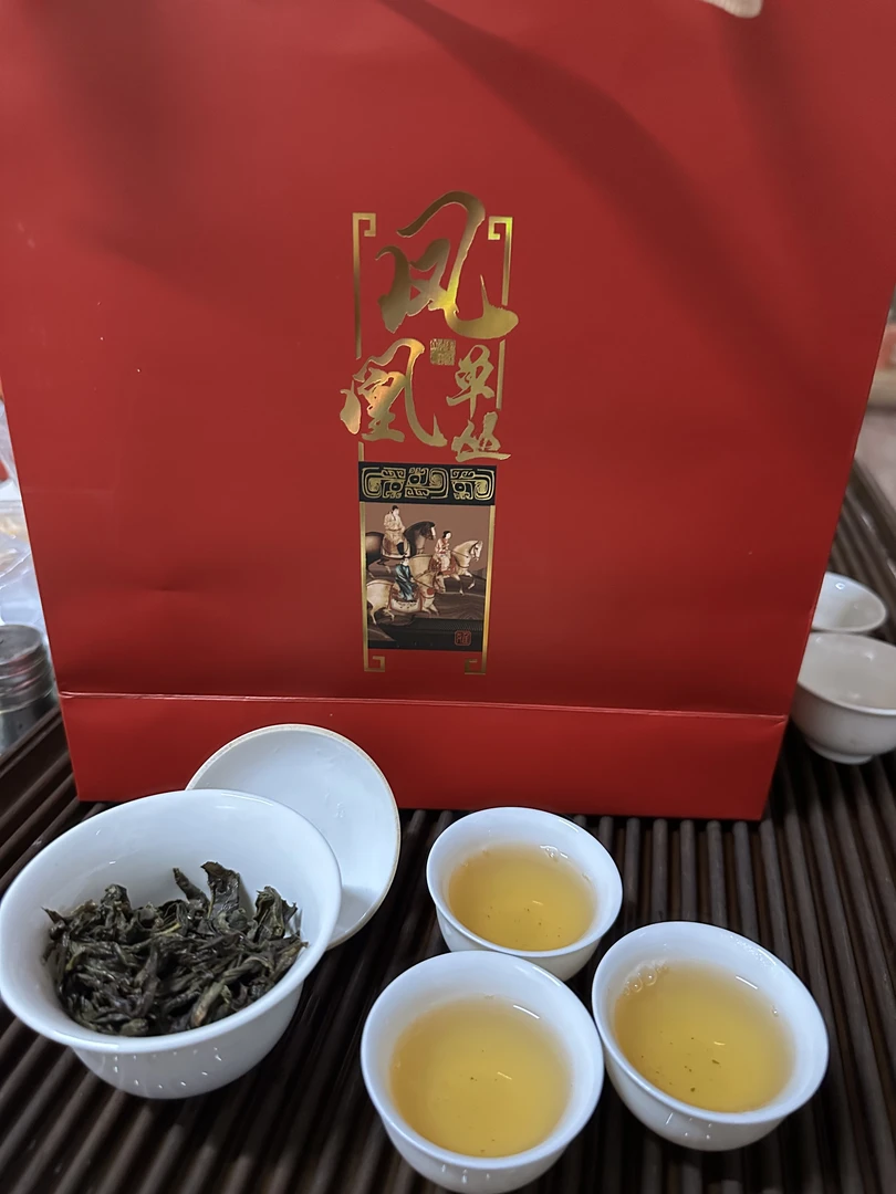 潮州凤凰单丛鸭屎香送礼佳品