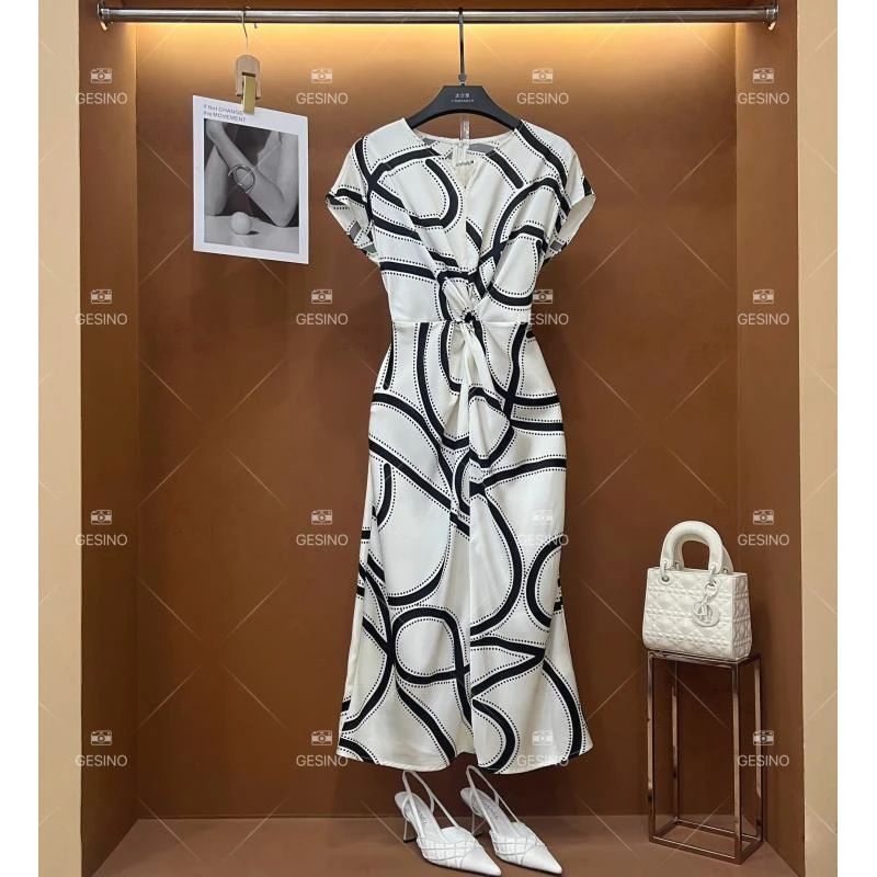 【悠悠】夏季新款复古时尚百搭印花无袖连衣裙 H-016