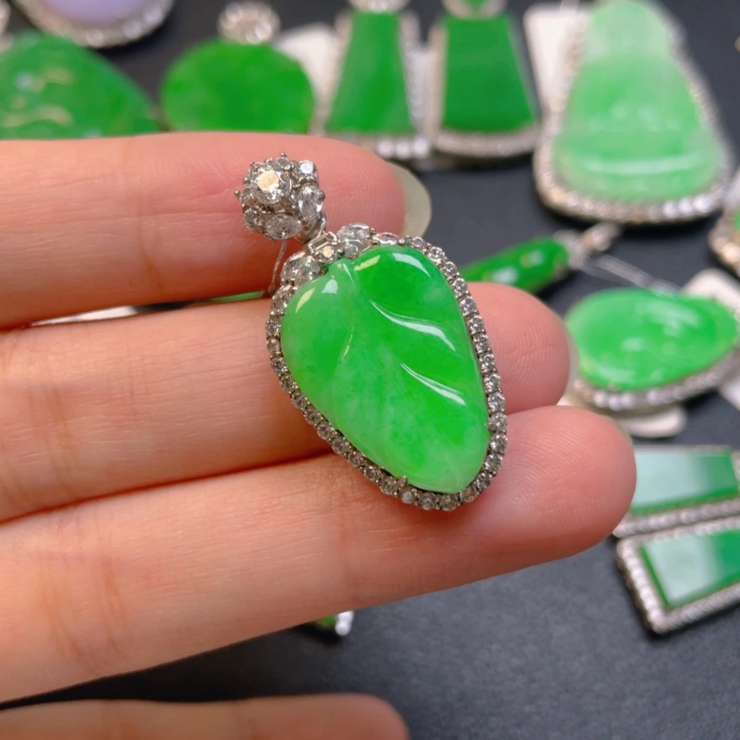 翡翠银S925镶嵌颈饰