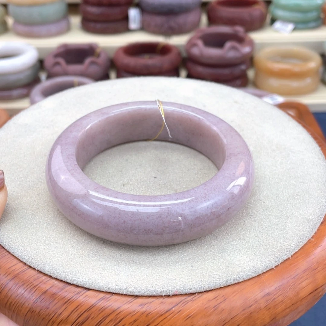 【闪购商品】石英质玉手镯未镶嵌菡*