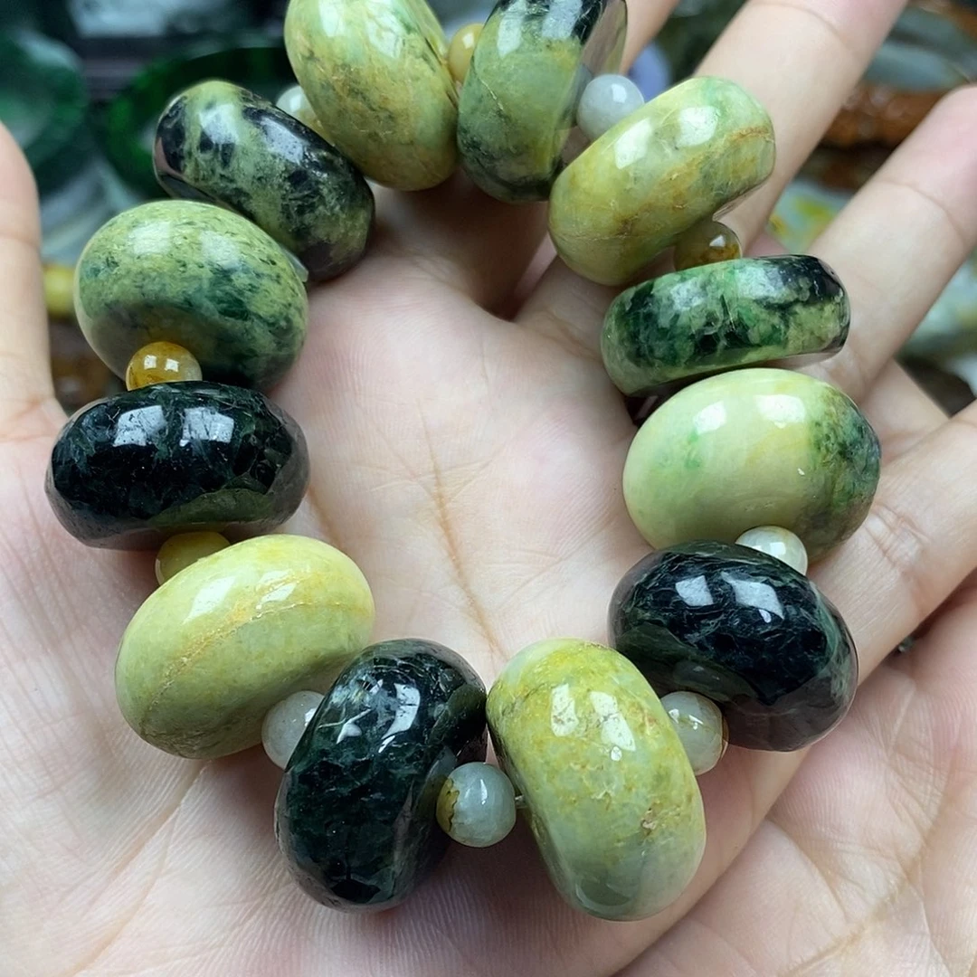 颈饰未镶嵌翡翠手串