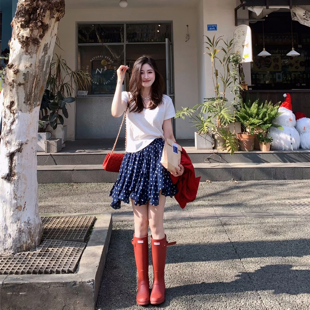 法式甜美减龄不规则蓝白花半身裙女夏季新款时尚复古气质百搭短裙