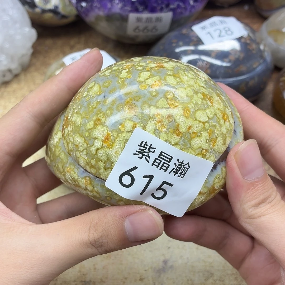 丫***美水晶未镶嵌大型摆件（非配饰）