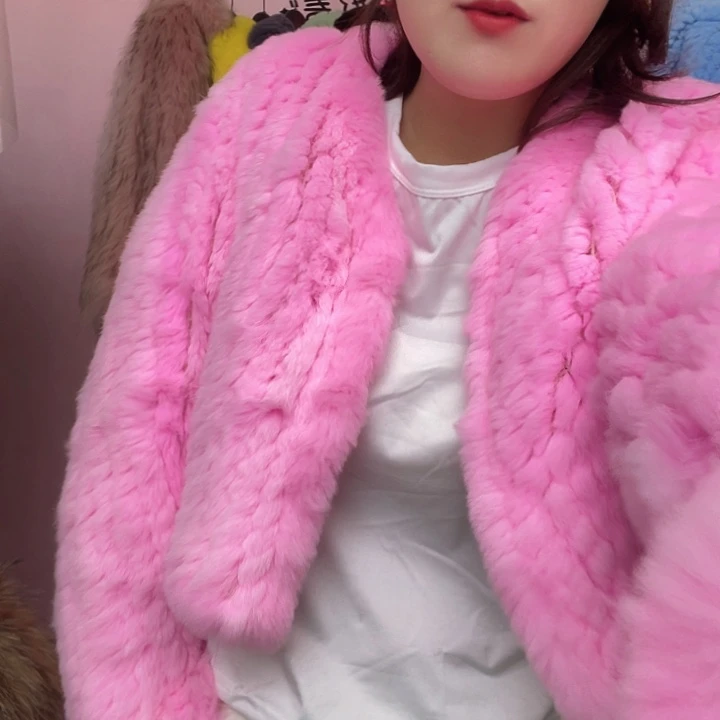 短款高腰毛毛外套