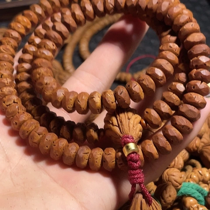 阿*** 碧桃核无相108脖挂