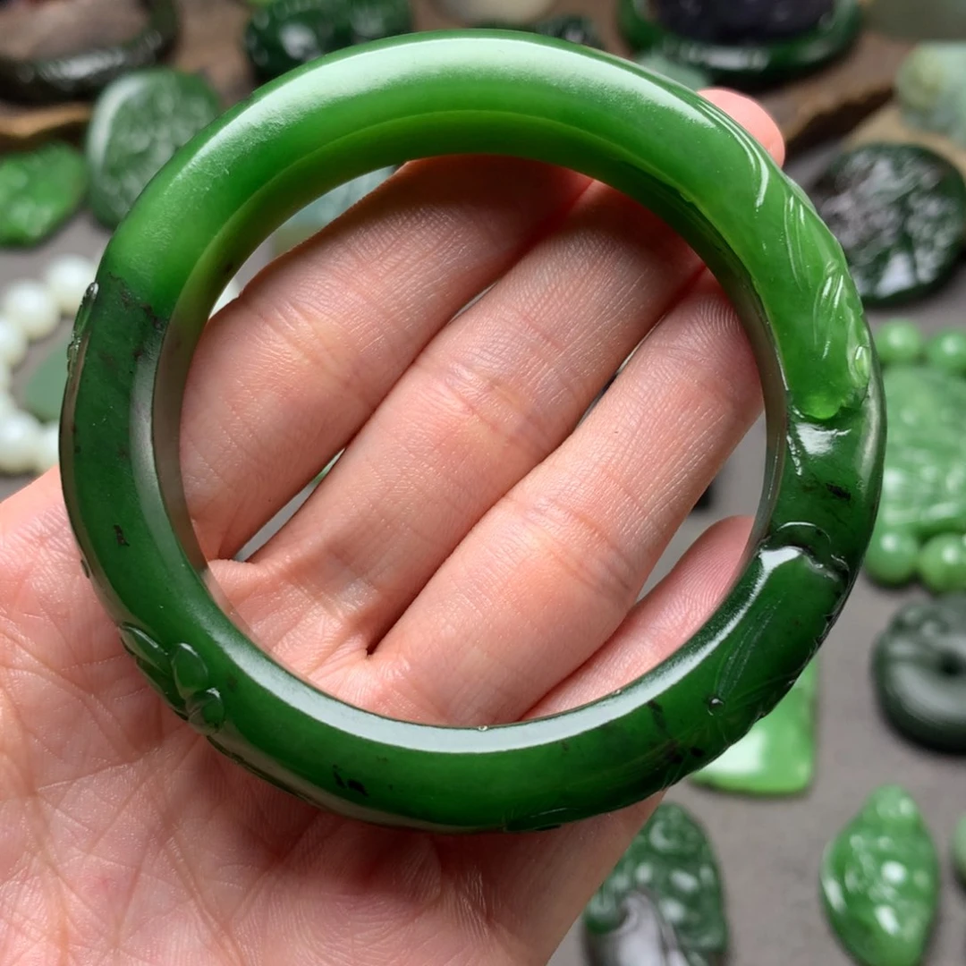 和田玉未镶嵌毛衣链