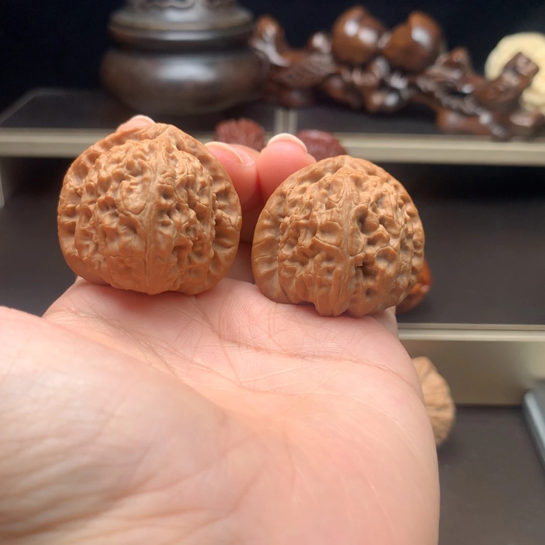 吊坠文玩核桃三角白