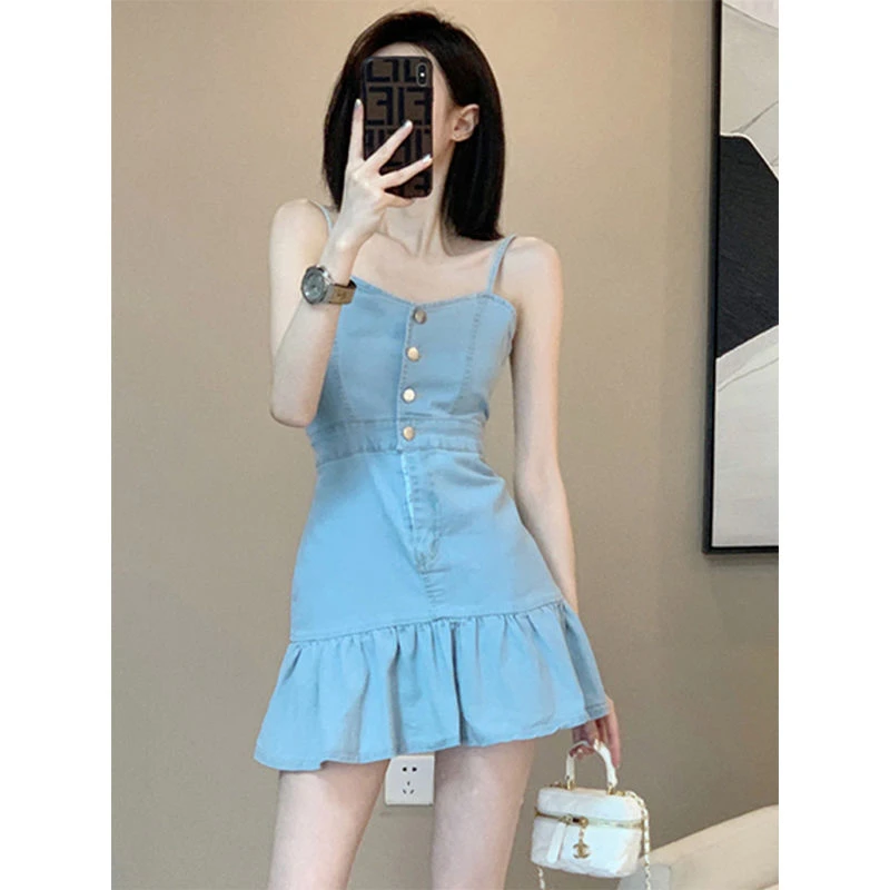 法式甜辣妹荷叶边牛仔吊带连衣裙夏装2025新款小个子少女欲短裙
