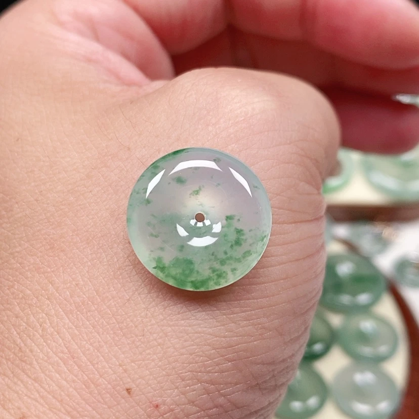 【闪购商品】颈饰未镶嵌翡翠