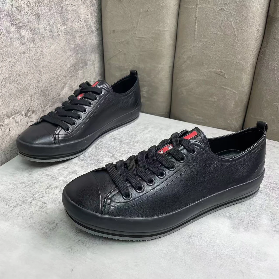 全新未使用 Prada/普拉达 黑色皮革舒适百搭低帮休闲板鞋/39.5码
