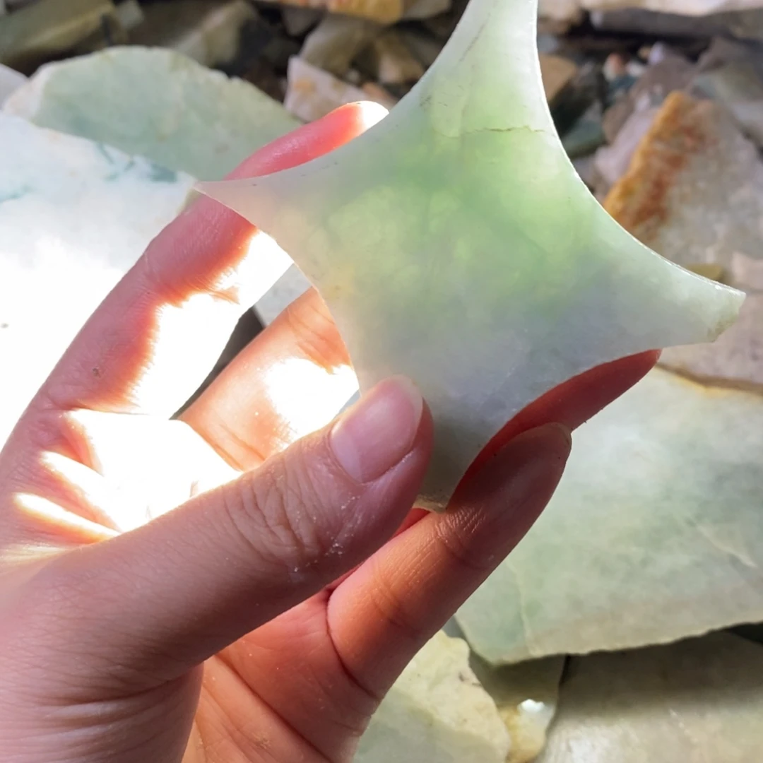翡翠未镶嵌颈饰天然翡翠
