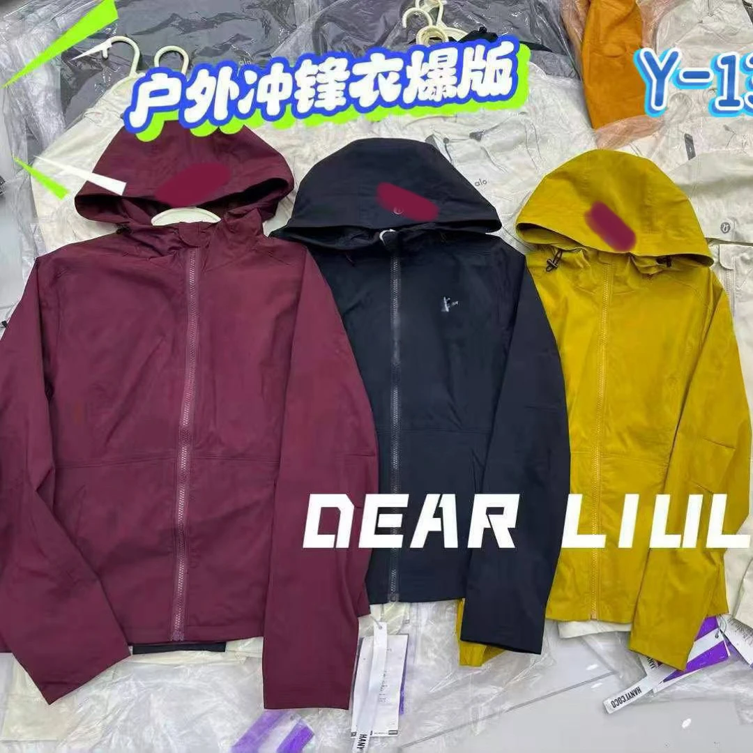 邹先森130-30杭州品牌秋季户外透气运动速干显瘦外套连帽时尚女款