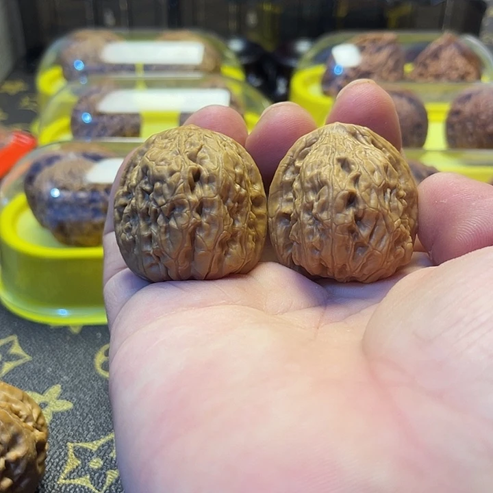 吊坠文玩核桃金钱豹