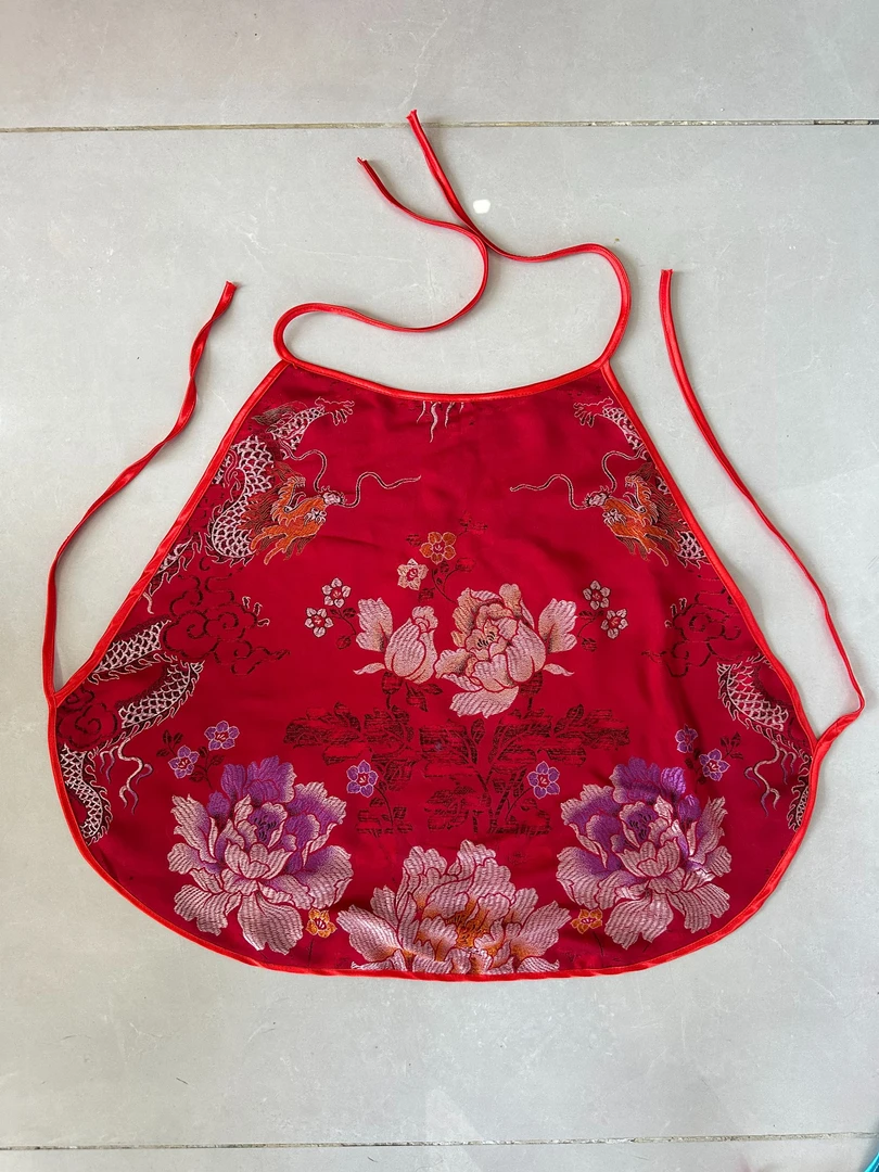 真丝桑蚕丝老软缎肚兜中国风薄款绣花女士民族风通勤夏季宽松通用