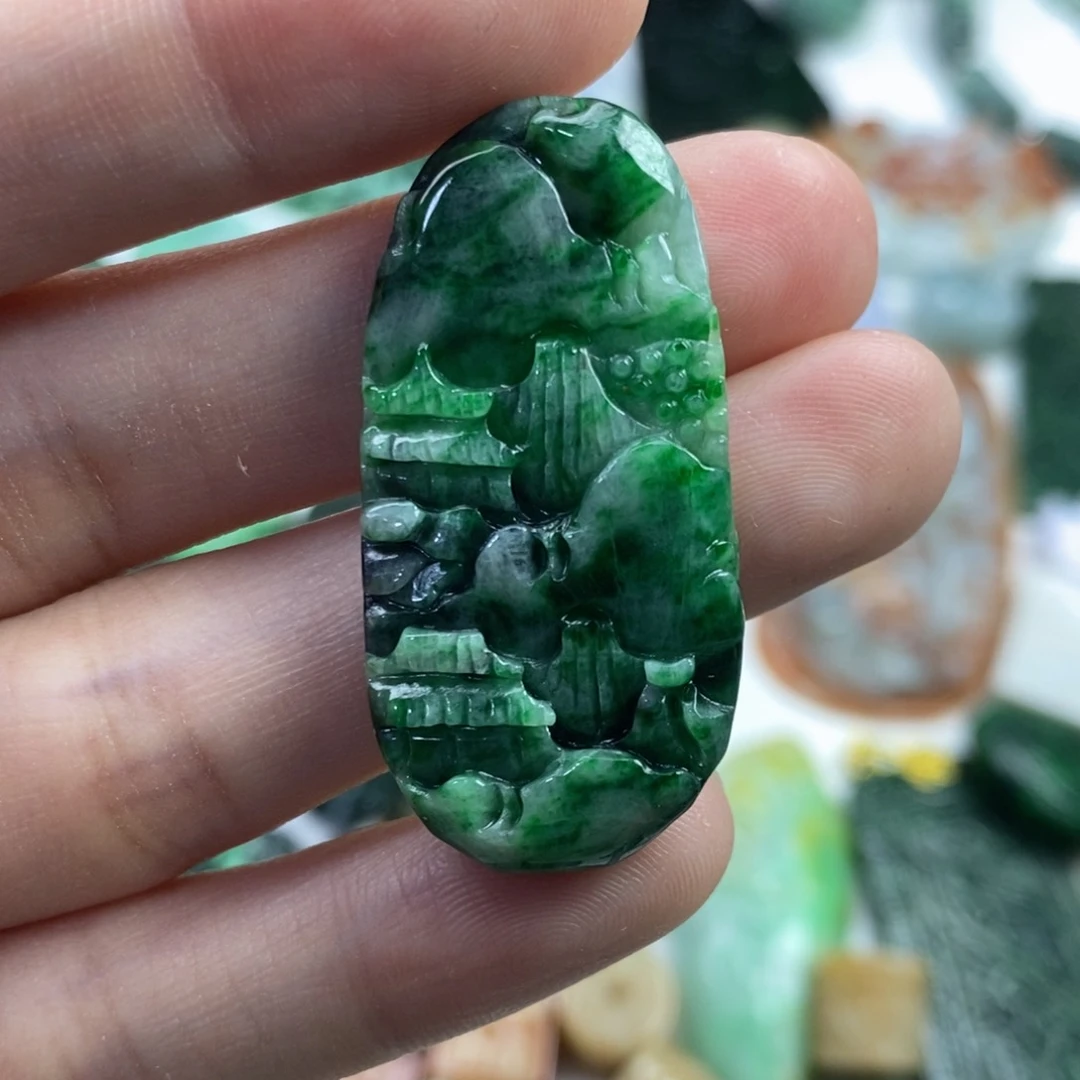翡翠未镶嵌颈饰吊坠