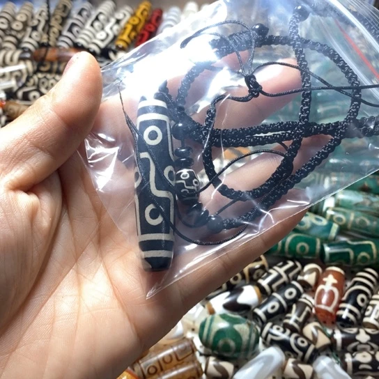 路***成玛瑙/玉髓未镶嵌颈饰