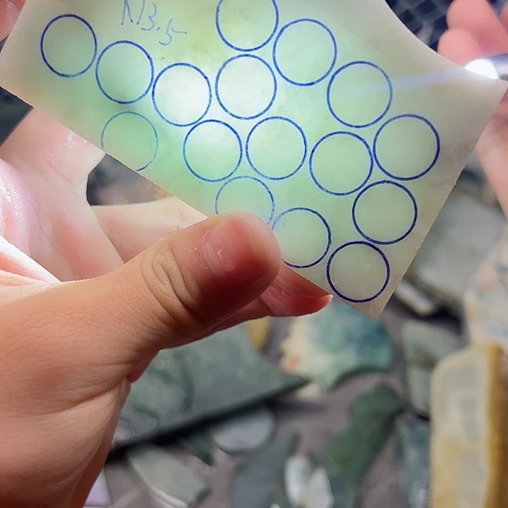 翡翠未镶嵌颈饰纯天然缅甸翡翠