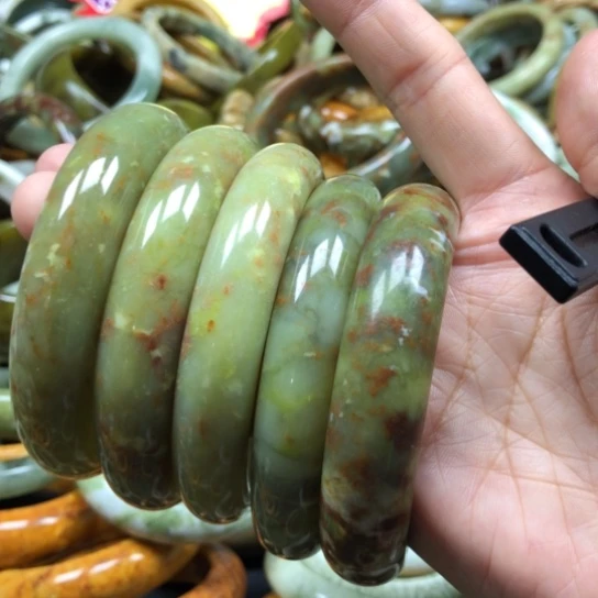 未镶嵌蛇纹石玉手镯奇**月