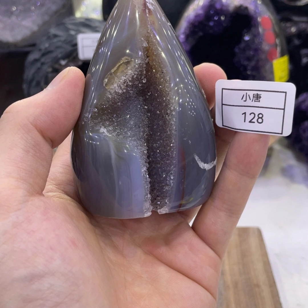 未镶嵌水晶大型摆件（非配饰）