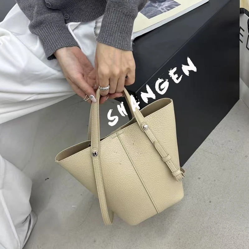 【尚恩CC】SK-92612-浅杏-29*13*24轻奢时尚女新款手提斜挎水桶包