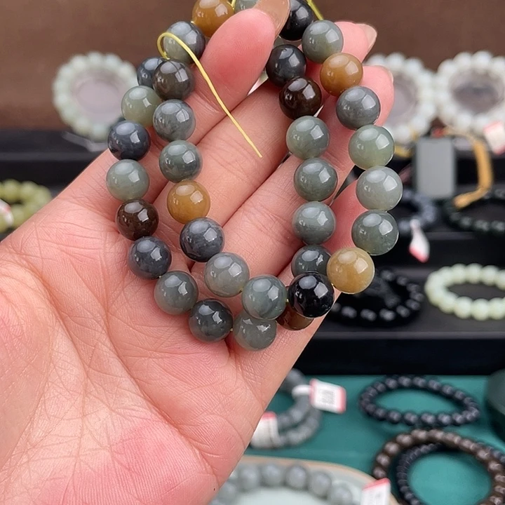 和田玉未镶嵌手链新疆三色楼兰原矿卡10