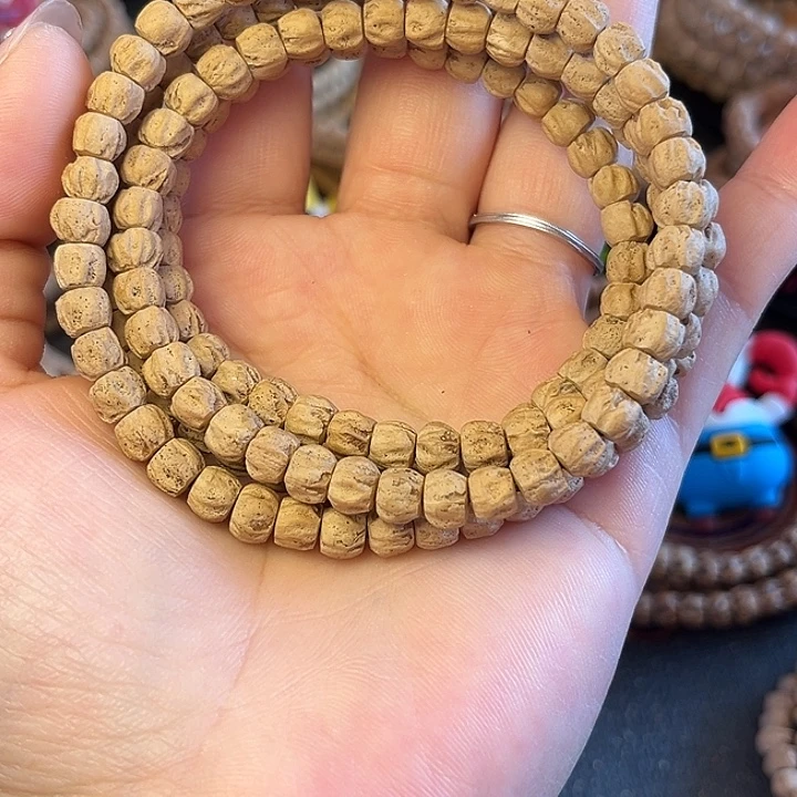 柏香籽/百香籽吊坠