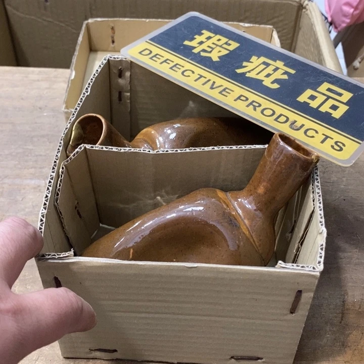 郭***间中古品有微瑕，谨慎入手