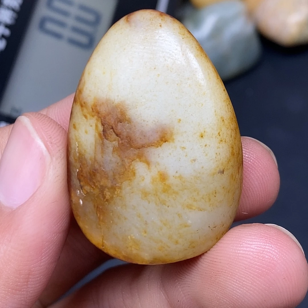 和田玉（糖玉）未镶嵌挂件
