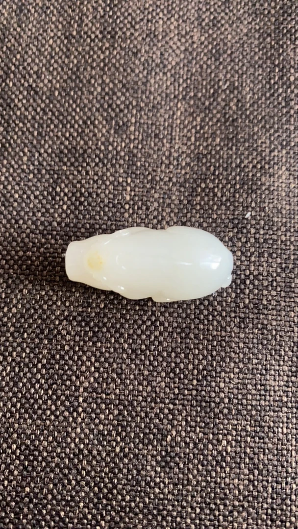 新疆和田白玉小貔貅