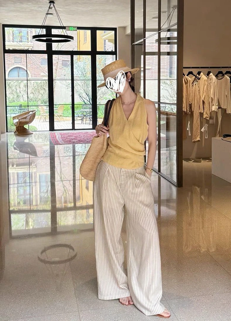 极简时尚纯色v领无袖上衣+简约宽松通勤条纹休闲裤套装Q31