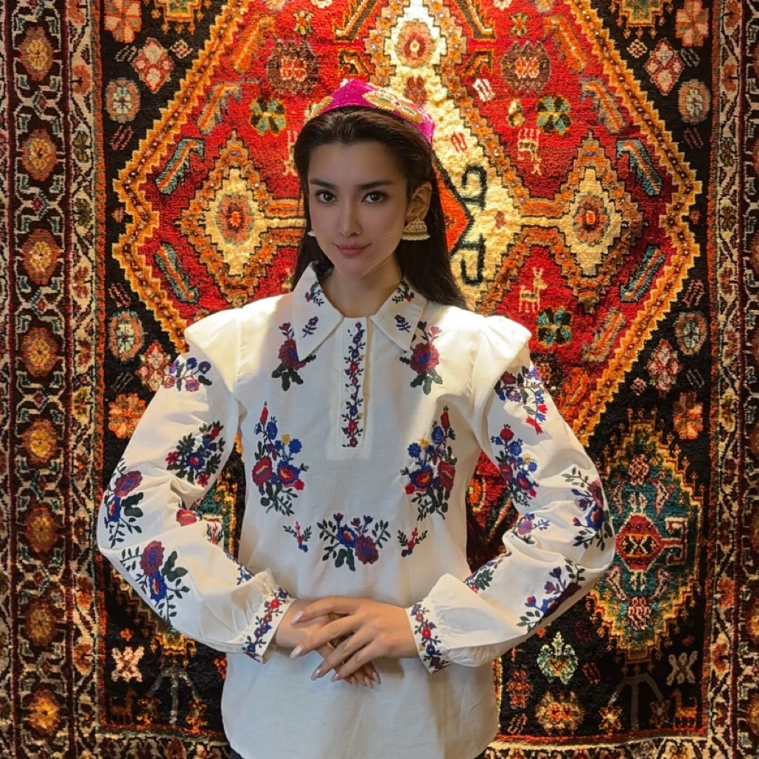 Concept重工刺绣上衣