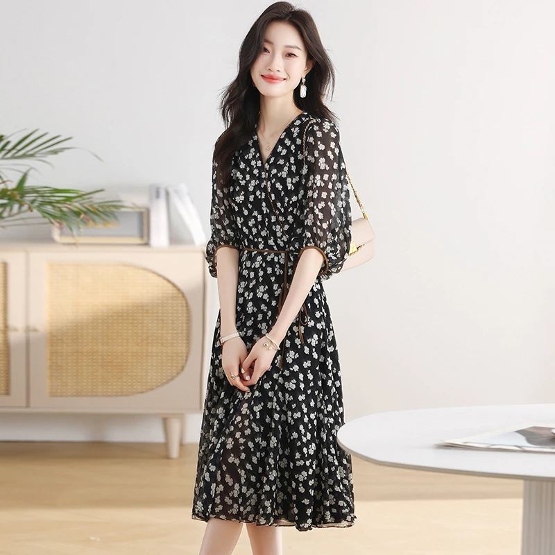 韩版时尚小碎花长款连衣裙女春季新款气质修身显瘦V领雪纺裙子