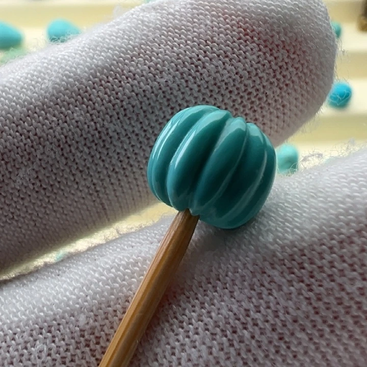 绿松石未镶嵌珠宝奇石9