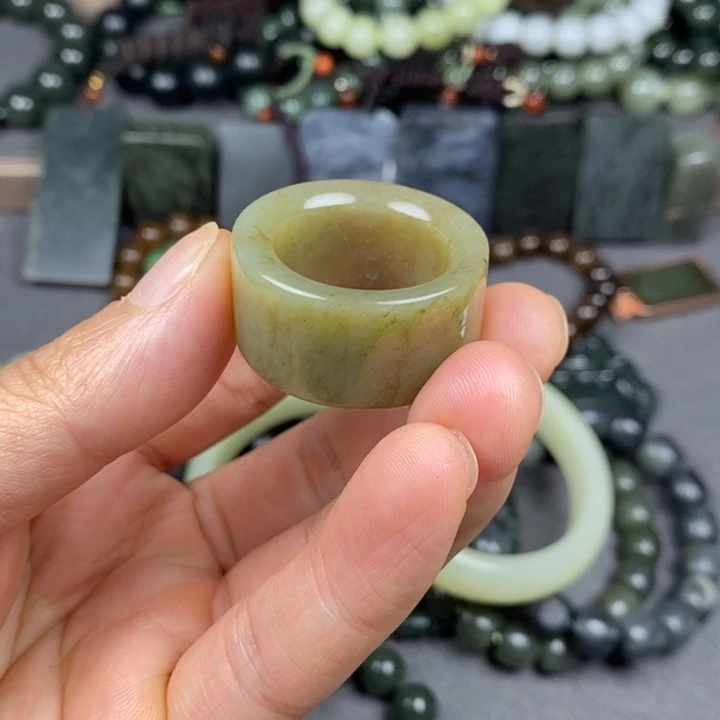 手链未镶嵌和田玉