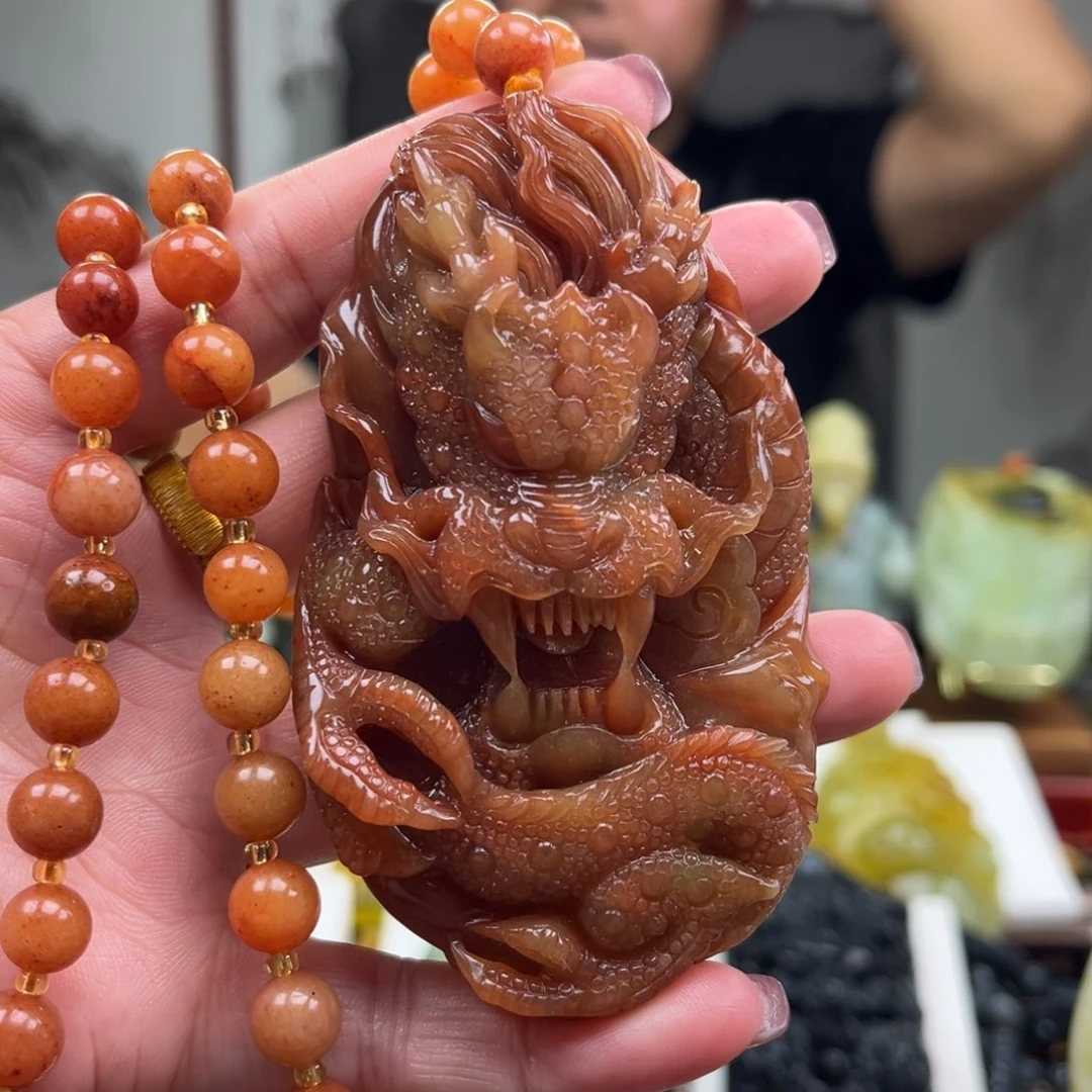 蛇纹石玉未镶嵌颈饰挂件