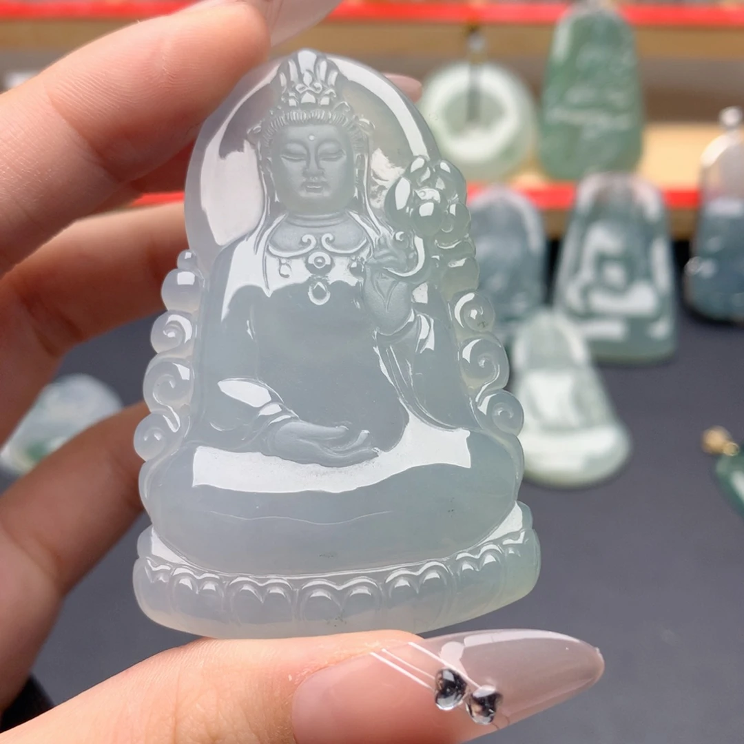 E***w翡翠未镶嵌颈饰素衣观音