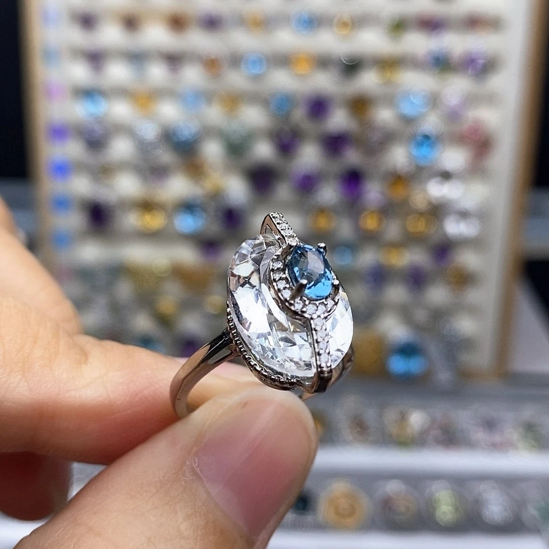 银S925镶嵌戒指托帕石不含证书