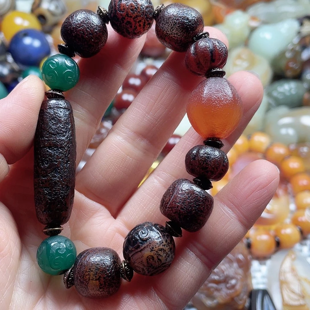 玛瑙/玉髓挂件未镶嵌