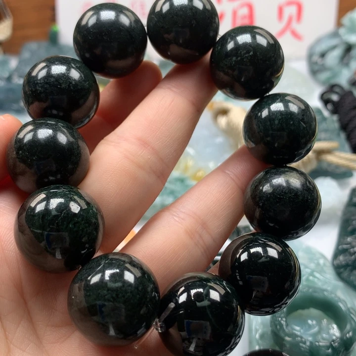 翡翠颈饰未镶嵌保真天然A货翡翠