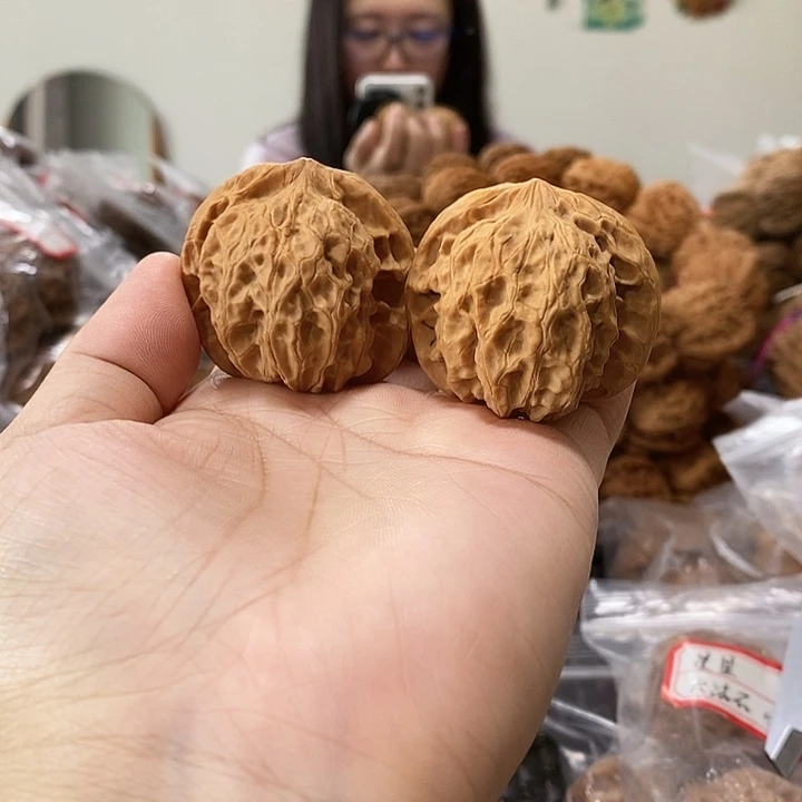 文玩核桃吊坠刘老四39修