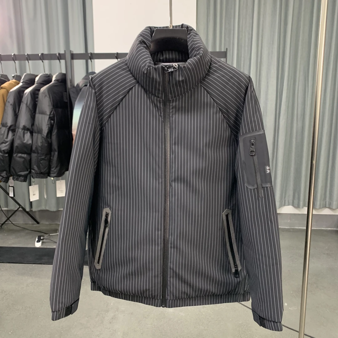 2205-男士冬季黑色条纹鹅绒立领百搭时尚短款 保暖防风休闲羽绒服