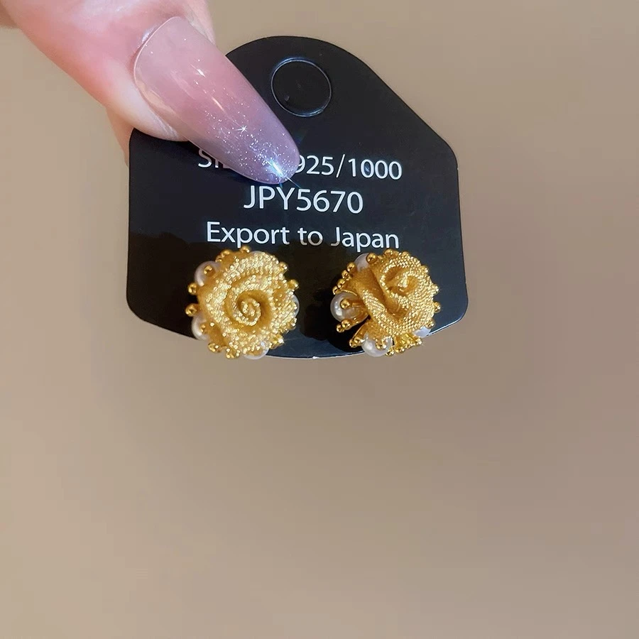 铜合金耳饰 银针珍珠网格花朵耳钉超仙甜美气质耳环高级感耳饰女