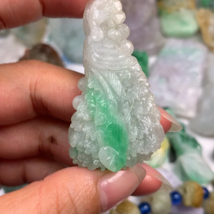 未镶嵌定制翡翠翡翠