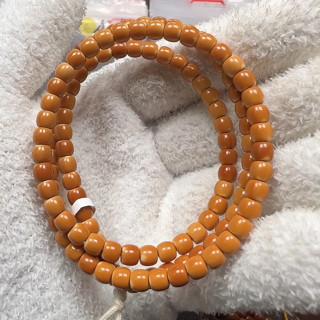 嘚***儿手串橄榄核老挝5.6mm三花脖挂福利