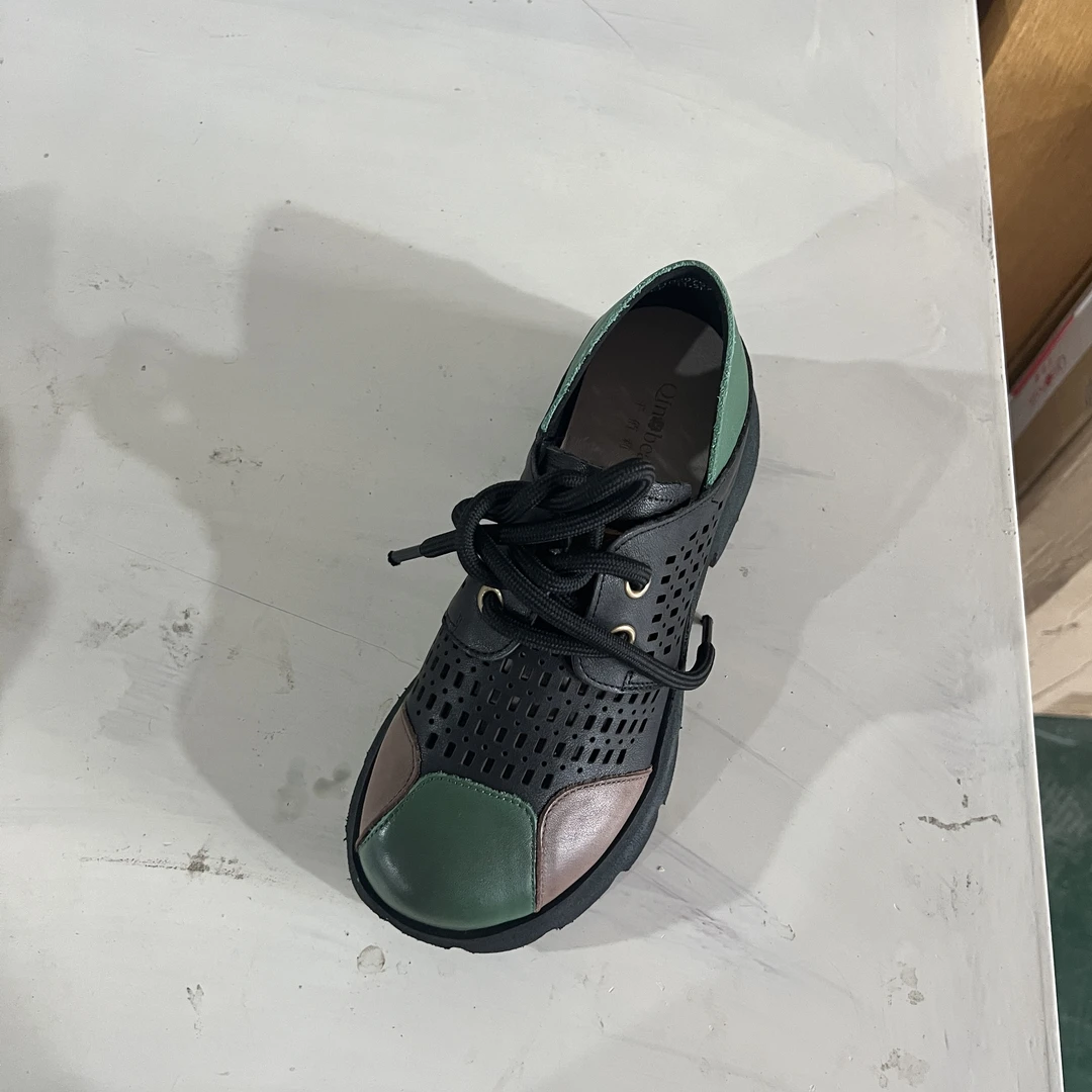 22081029797空鞋C051