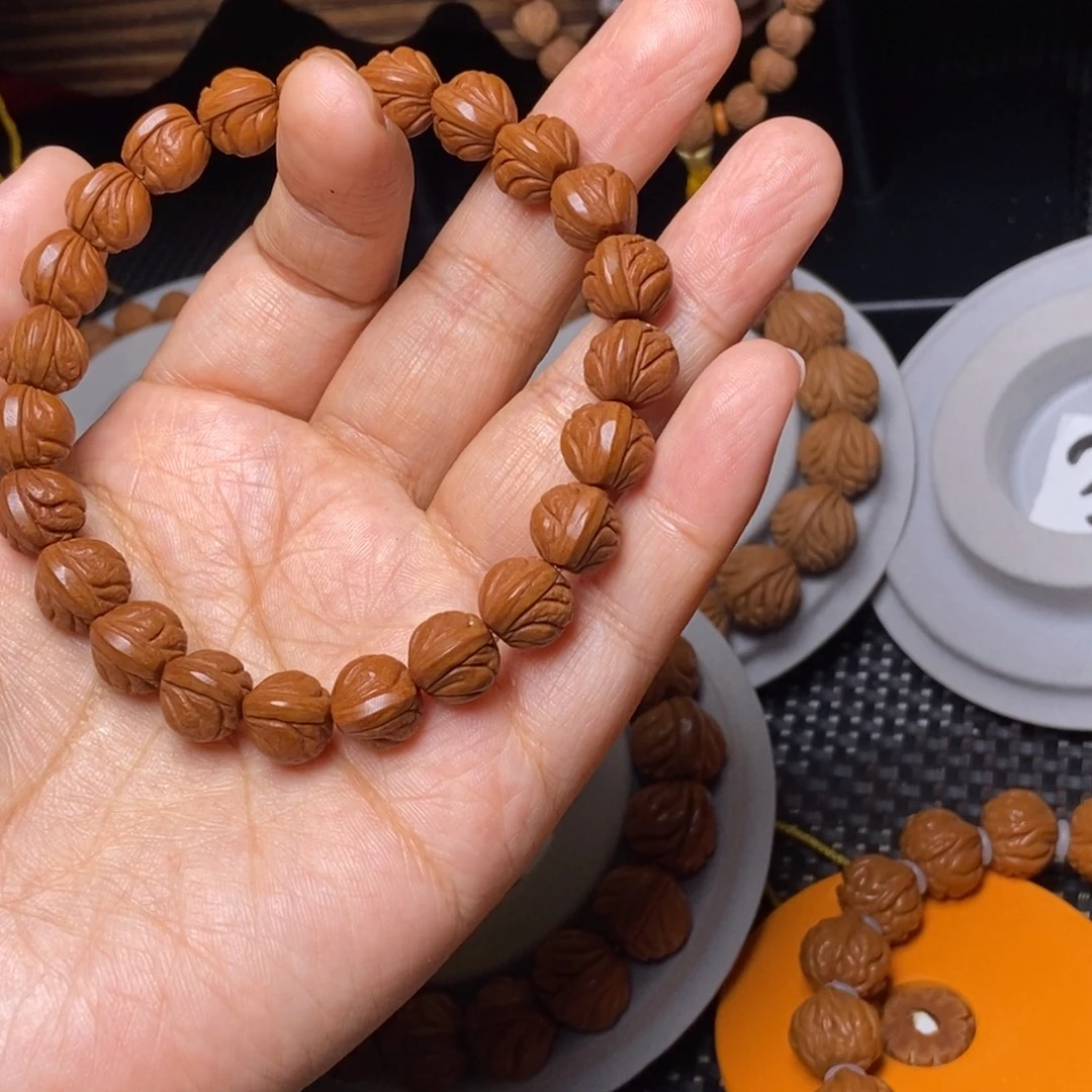 卧***雲桃核手串闪电购4号